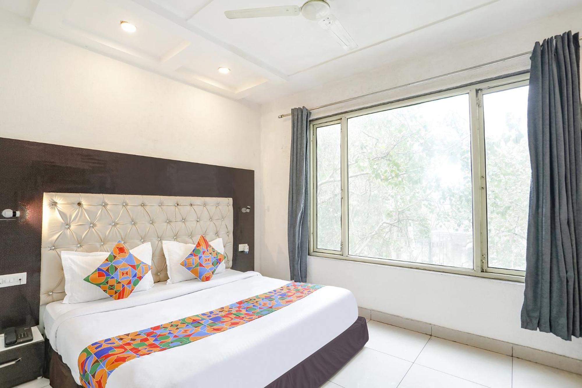 Fabhotel Madhuban Inn Risikés Kültér fotó